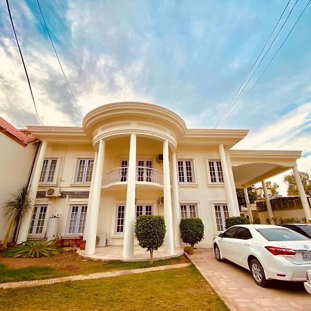 فندق بيشاورفي  Shelton'S Rezidor House المظهر الخارجي الصورة