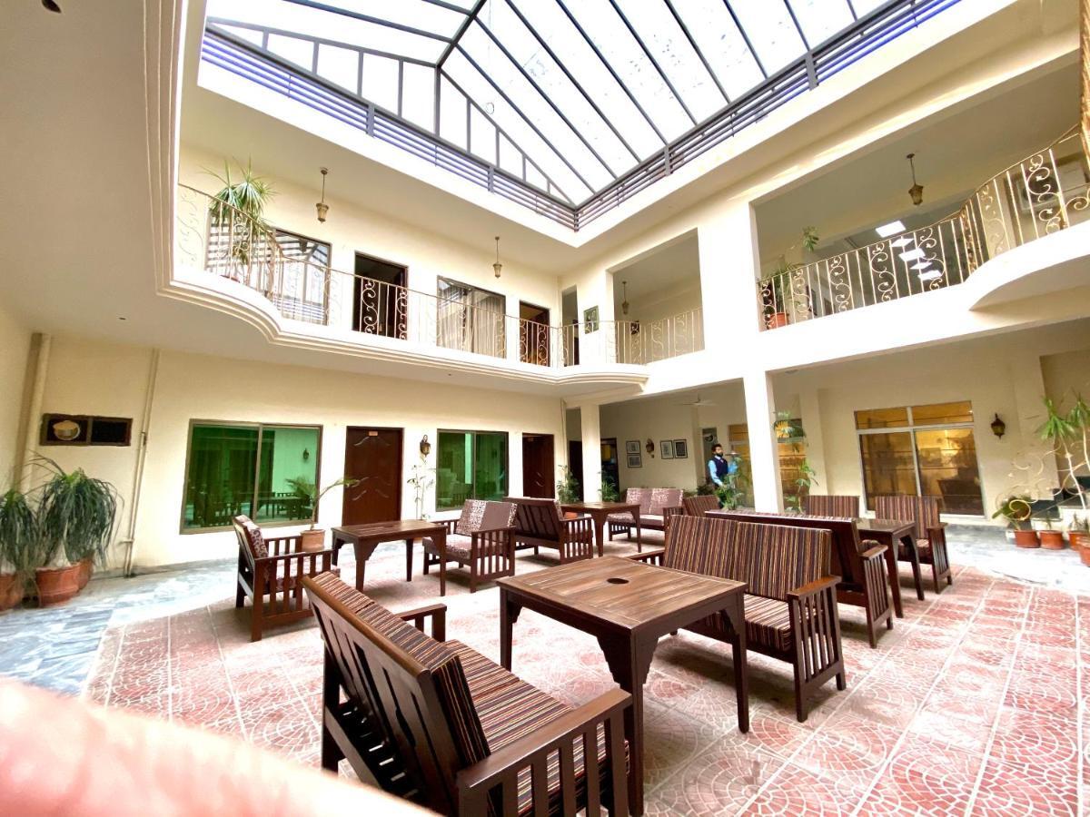 فندق بيشاورفي  Shelton'S Rezidor House المظهر الخارجي الصورة